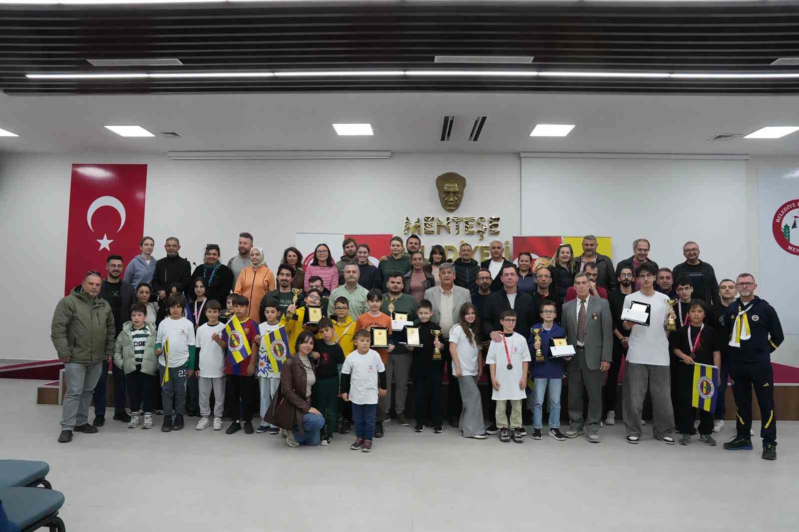 Menteşe Belediyesi ve Muğla Fenerbahçeliler Derneği, 23 Nisan Ulusal Egemenlik