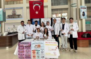 Muğla Sıtkı Koçman Üniversitesi Tıp Fakültesi Dönem 1 öğrencileri, sosyal