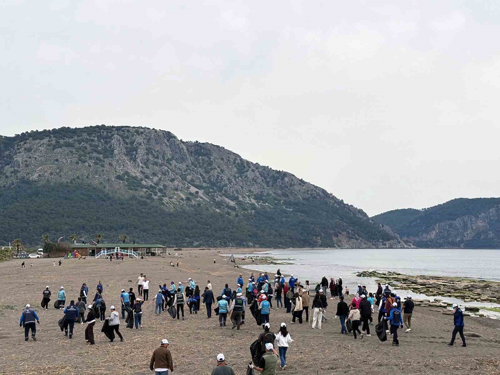 Muğla Büyükşehir Belediyesi, il genelinde başlattığı temizlik seferberliğinin 5’incisi Dalaman
