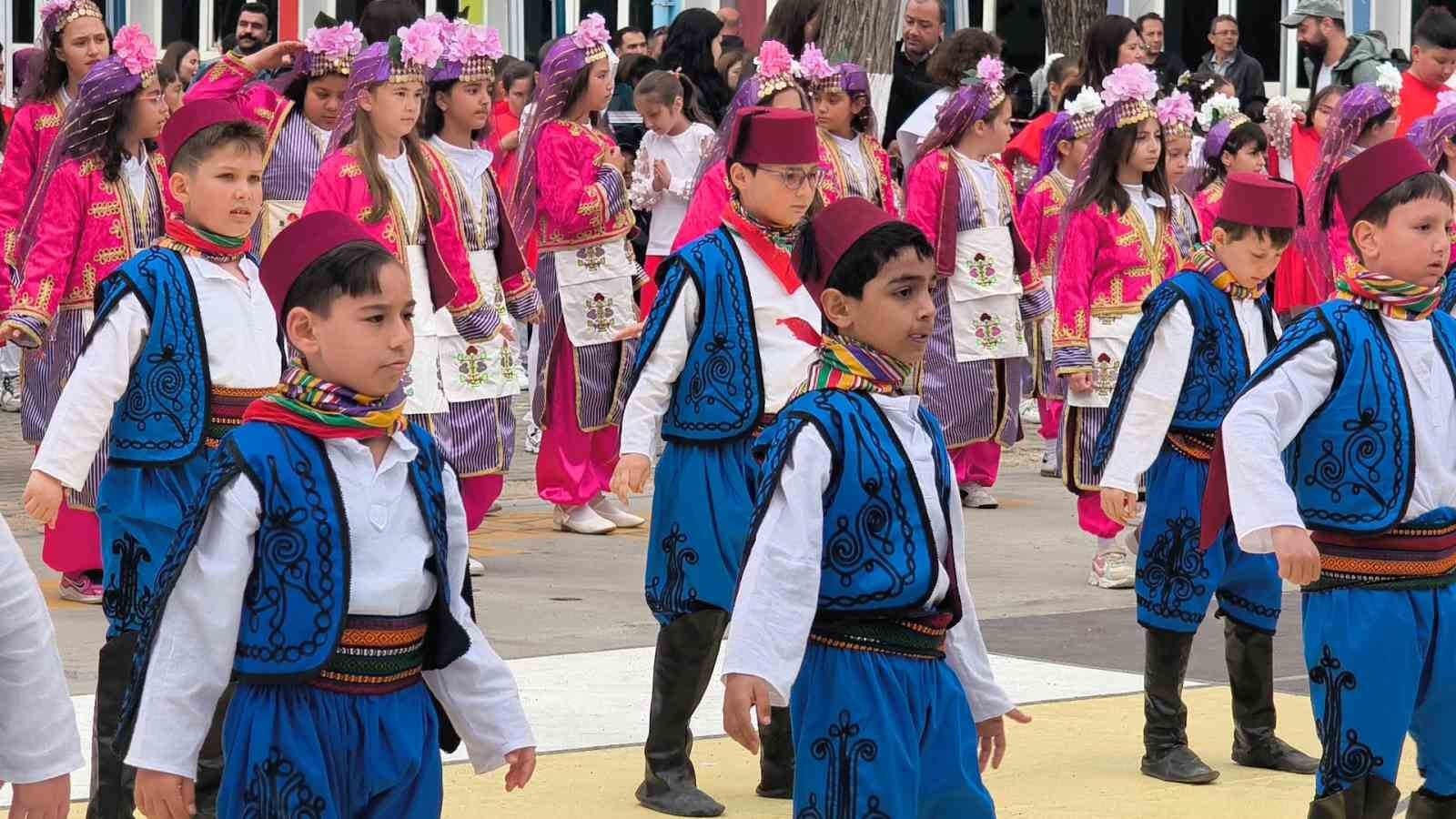 23 Nisan Ulusal Egemenlik ve Çocuk Bayramı ile Türkiye Büyük