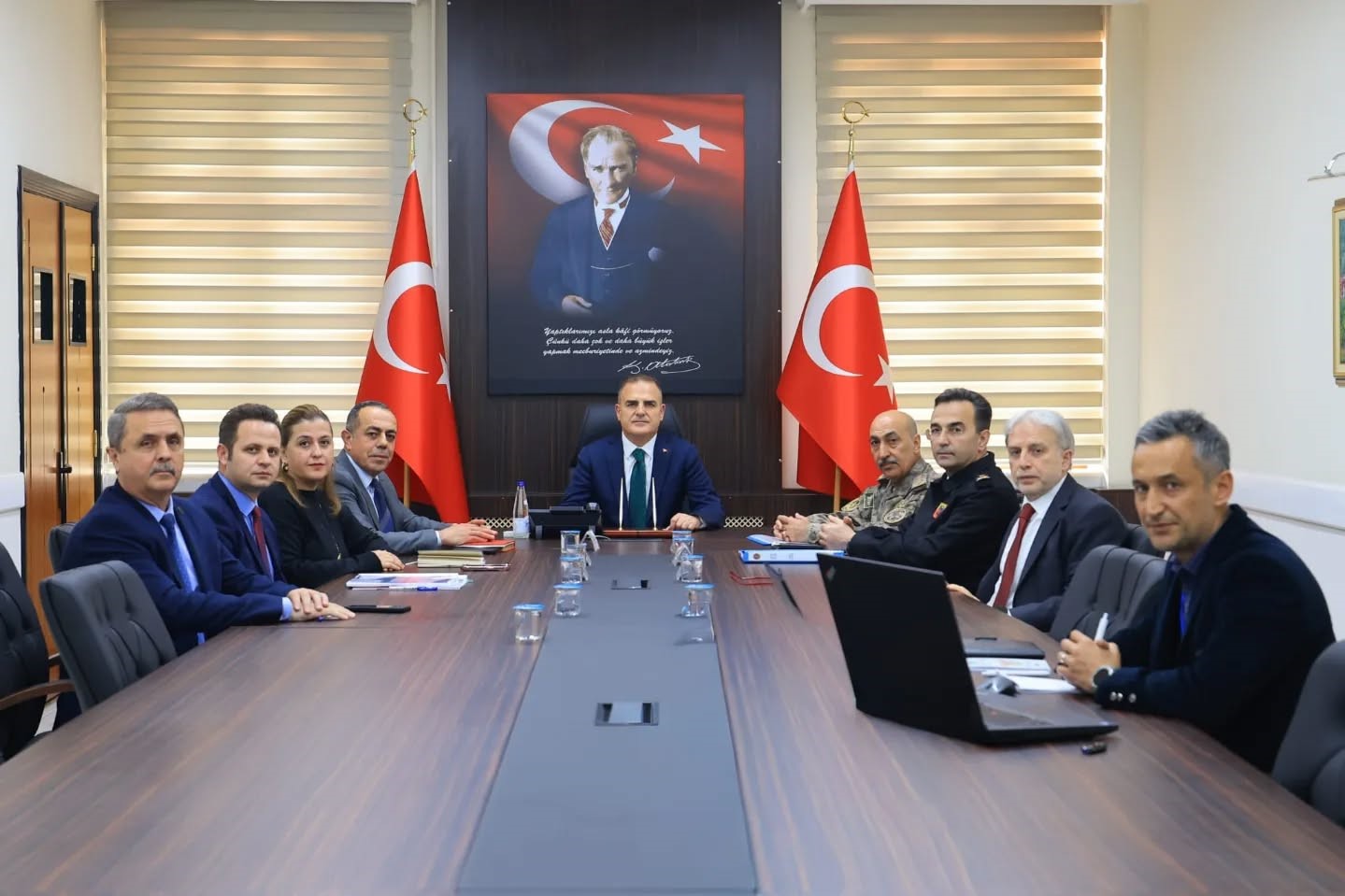 Muğla Valisi Dr. İdris Akbıyık başkanlığında düzenlenen "Okul Güvenliği Toplantısı"nda,