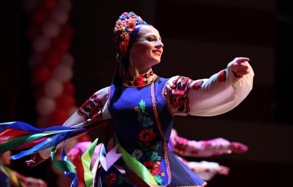 Muğla Büyükşehir Belediyesi ve Menteşe Belediyesi tarafından 23 Nisan Ulusal