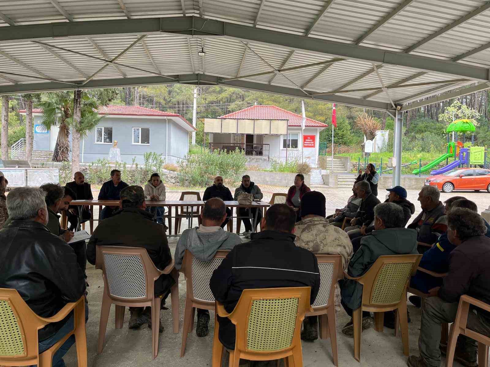 Muğla İl Tarım ve Orman Müdürlüğü ekipleri, il genelindeki üreticilerle