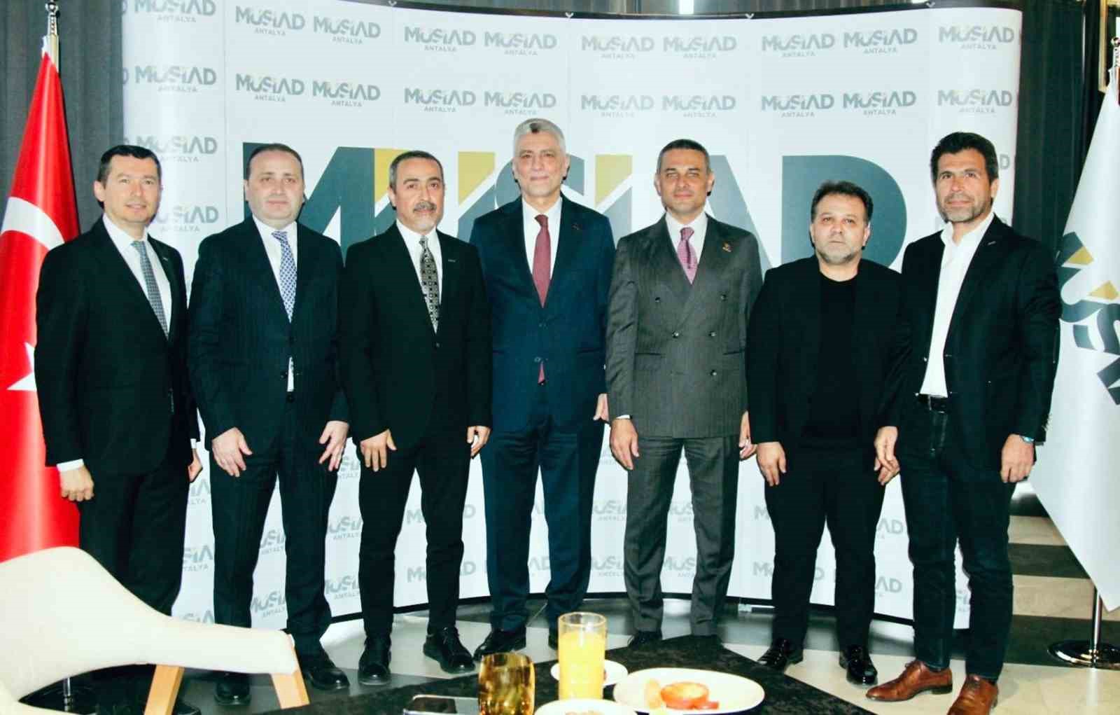 MÜSİAD Antalya Şubesi’nin ev sahipliğinde, Ticaret Bakanı Prof. Dr. Ömer