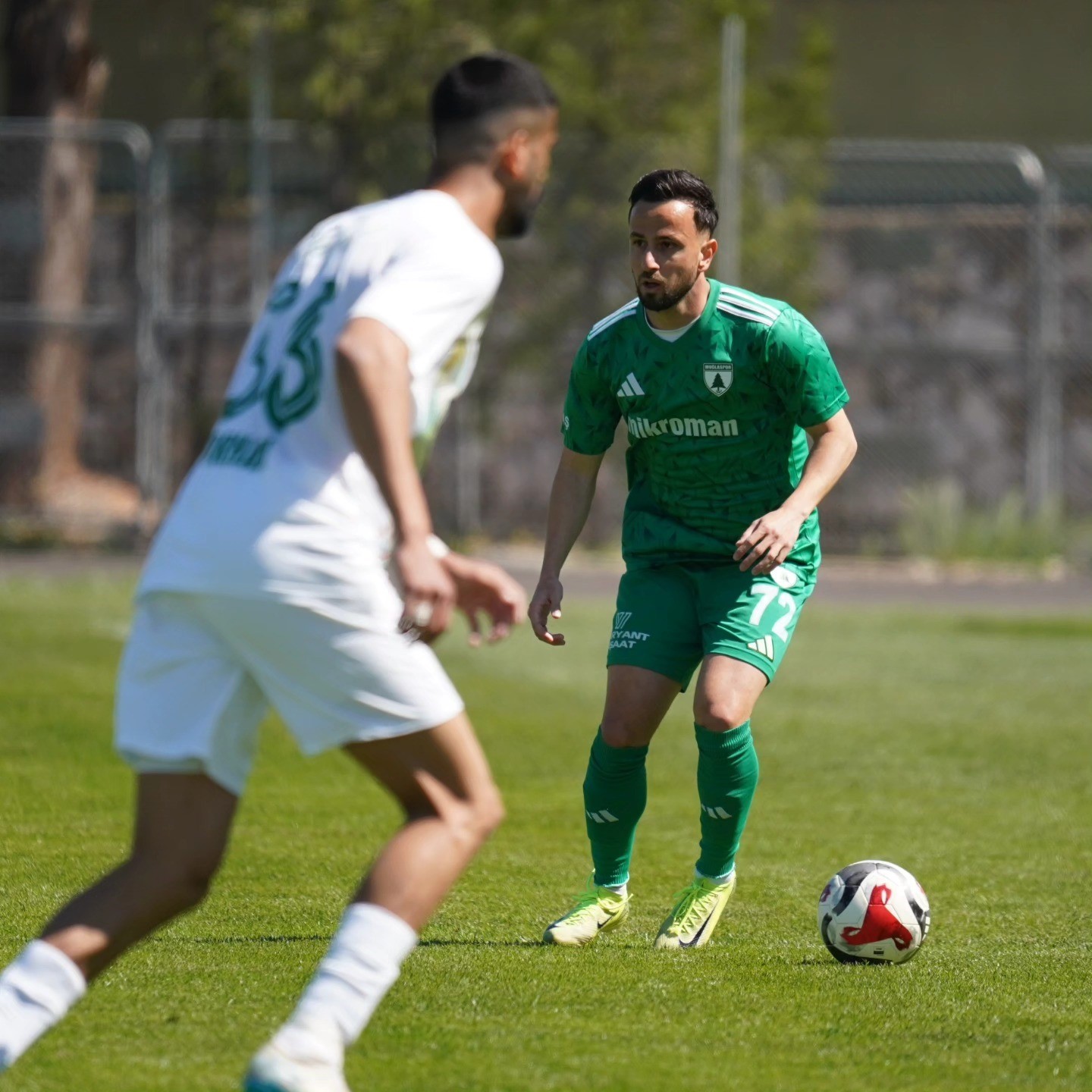 TFF 2. Lig Beyaz Grup 37. haftasında Muğlaspor sahasında Şanlıurfaspor