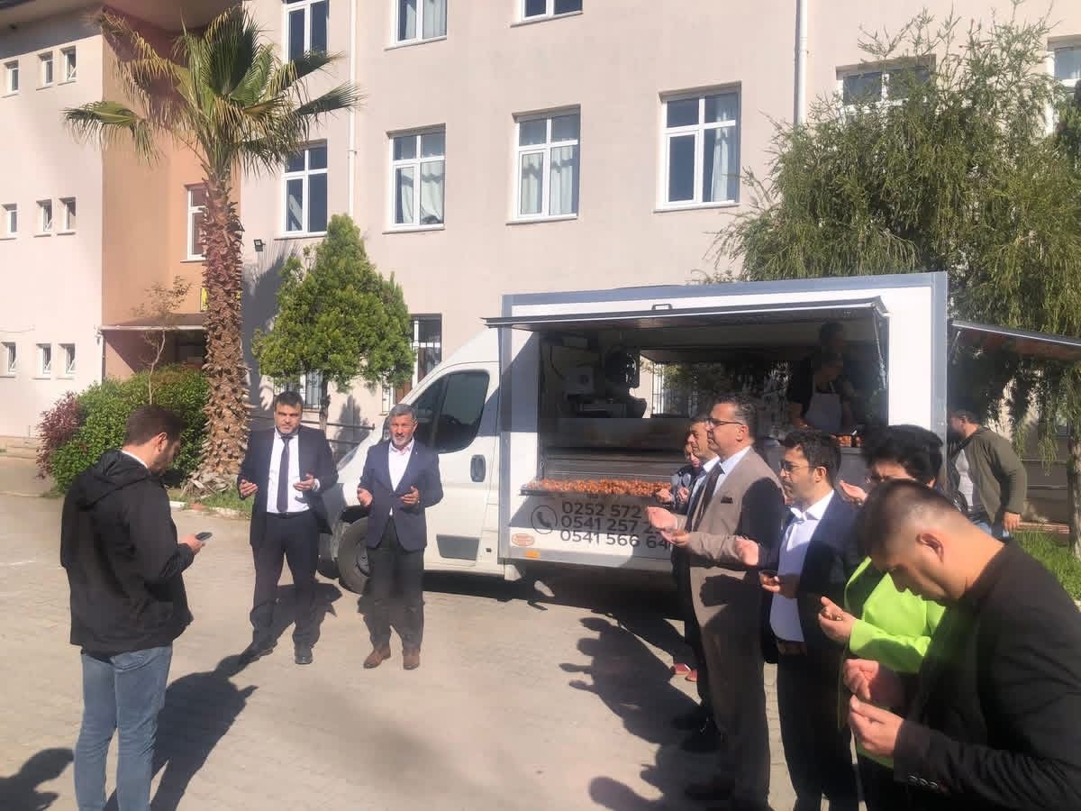 Muğla’nın Yatağan ilçesinde Şanlıurfa ve Kahramanmaraş’ta okullarda yaşanan saldırılar sonucu