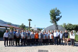 Marmaris Belediyesi’nde Kurban Bayramı öncesinde düzenlenen bayramlaşma programında Belediye Başkanı