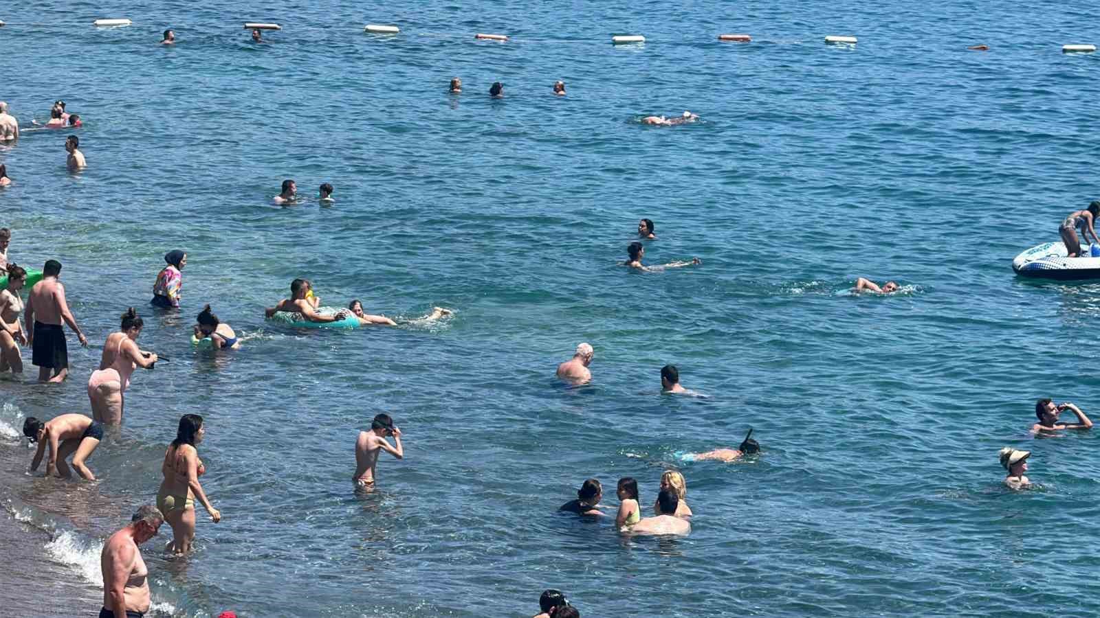 Türkiye’nin önemli turizm merkezlerinden Muğla’nın Bodrum ilçesinde, Kurban Bayramı’nın ilk