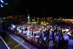 Marmaris Latin Fest kapsamında düzenlenen Latin Partisi, yüzlerce dans tutkununu