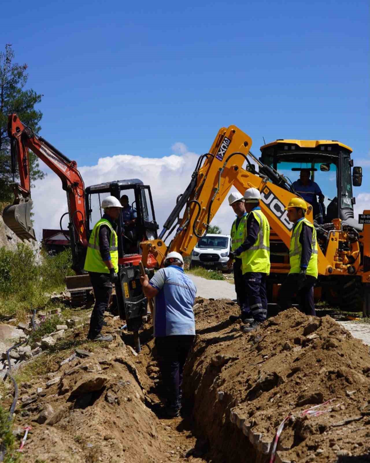 Kavaklıdere ilçesine bağlı Yeşilköy Mahallesi’nde yaşanan su kesintilerinin önüne geçmek