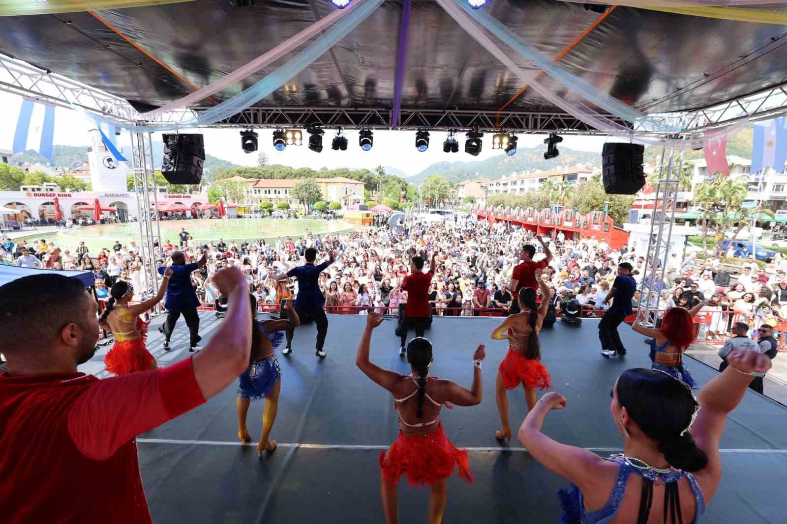 Marmaris Belediyesi ev sahipliğinde ilk kez düzenlenen Marmaris Latin Fest,