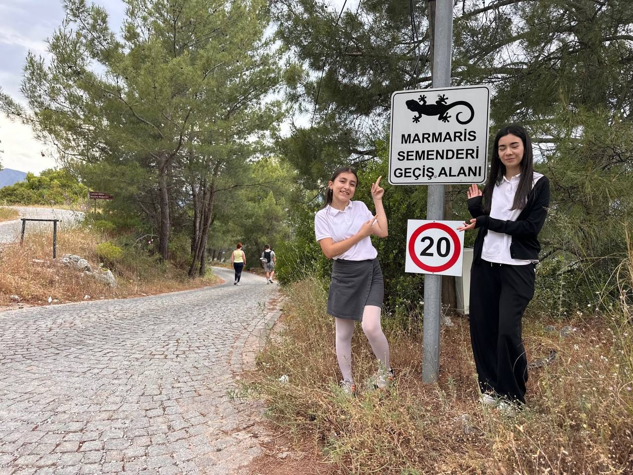 Muğla’nın Marmaris ilçesi Evrenpaşa Ortaokulu öğrencileri, bölgenin en önemli doğal
