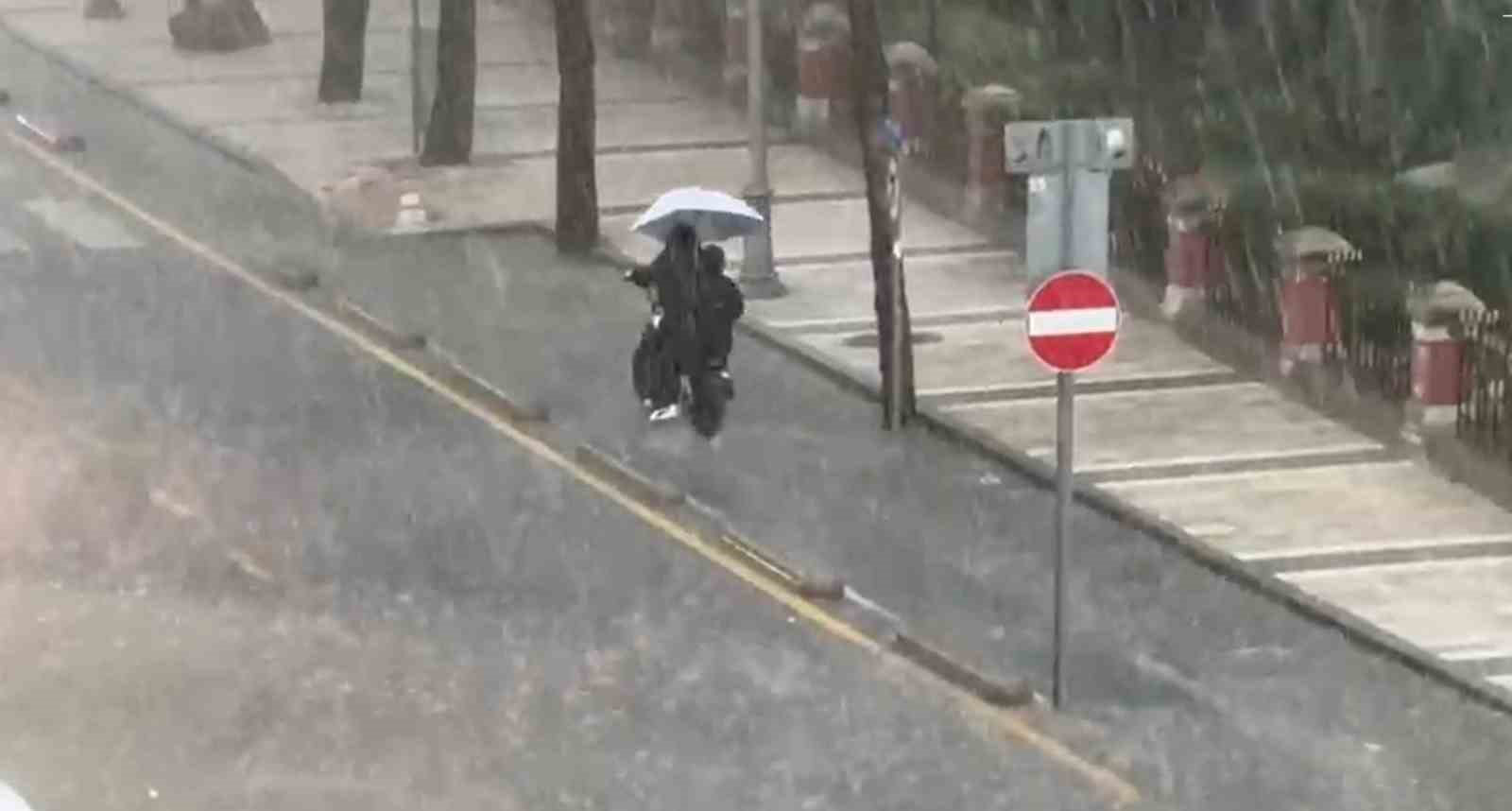 Muğla’da kısa süreli etkili olan sağanak yağış ve ardından gelen