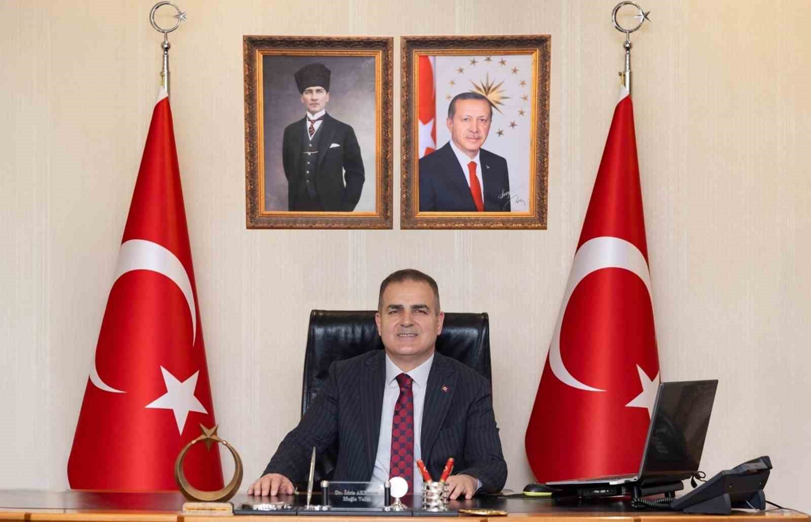 Muğla Valisi Dr. İdris Akbıyık, Kurban Bayramı nedeniyle yayımladığı mesajında,
