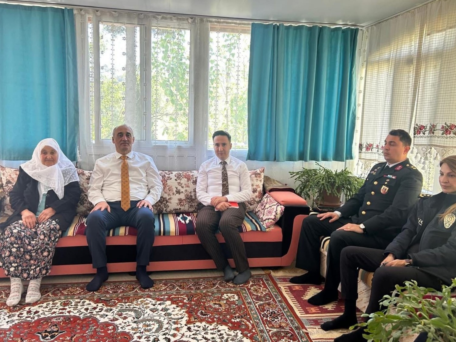 Yatağan Kaymakamı Turgay İlhan, Anneler Günü etkinlikleri kapsamında Yatağan’ın Bağyaka