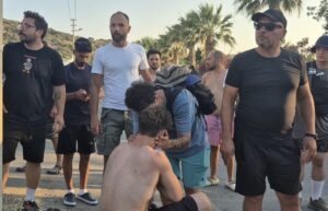 Muğla’nın Bodrum ilçesinde, bir marketin çalışanları ile dizi seti görevlileri