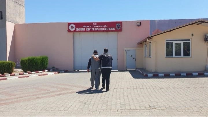 Muğla’nın Fethiye ilçesinde düzenlenen operasyonda bir şahsın üzerinde ve aracında