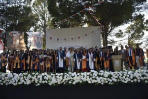 Muğla’nın Köyceğiz ilçesi Meslek Yüksekokulu’nda mezuniyet programı düzenlendi. Muğla Sıtkı