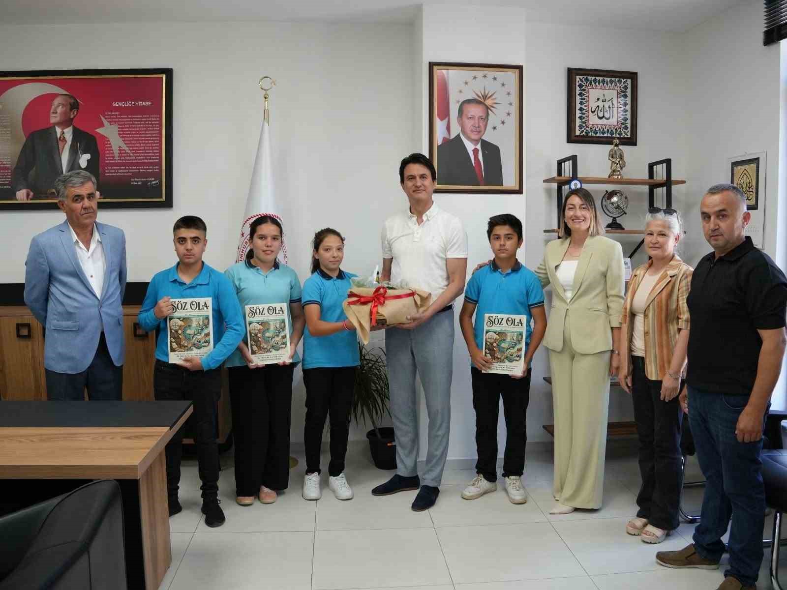 Muğla’nın Köyceğiz ilçesinde Köyceğiz Ortaokulu ‘Dijital Dergi’ temalı yarışmada il