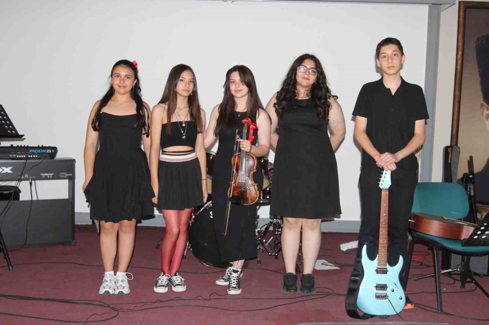 Menteşe Anadolu Lisesi, okul kültürünün en önemli parçalarından biri haline