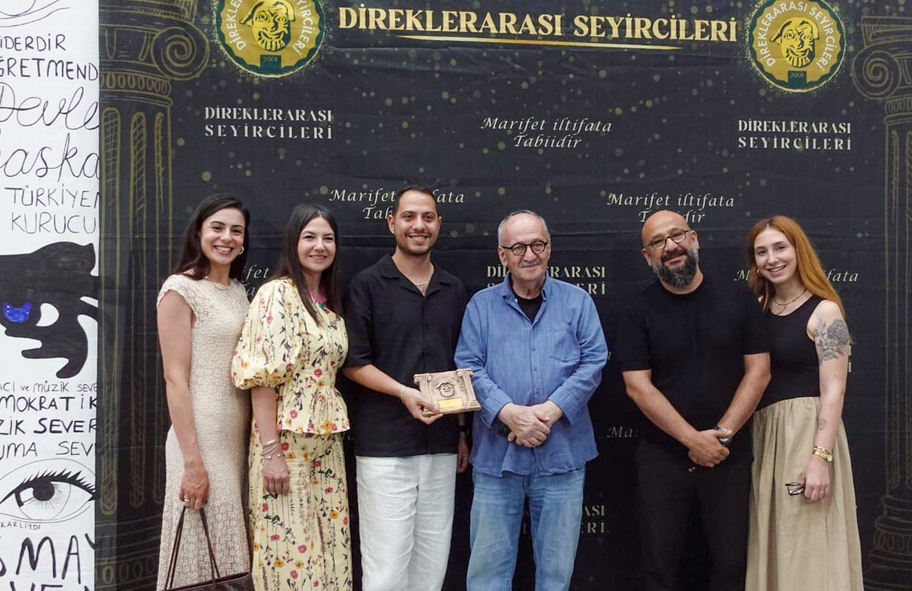 Menteşe Belediye Tiyatrosu Türk tiyatrosunun en prestijli seyirci ödüllerinden olan