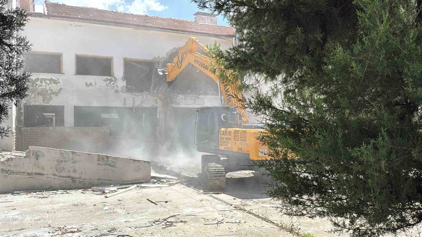 Muğla’nın Menteşe ilçesinde uzun yıllar boyunca binlerce vatandaşa sağlık hizmeti