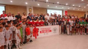 Muğla Büyükşehir Belediyesi, kentteki amatör spor kulüplerine yönelik nakdi destek