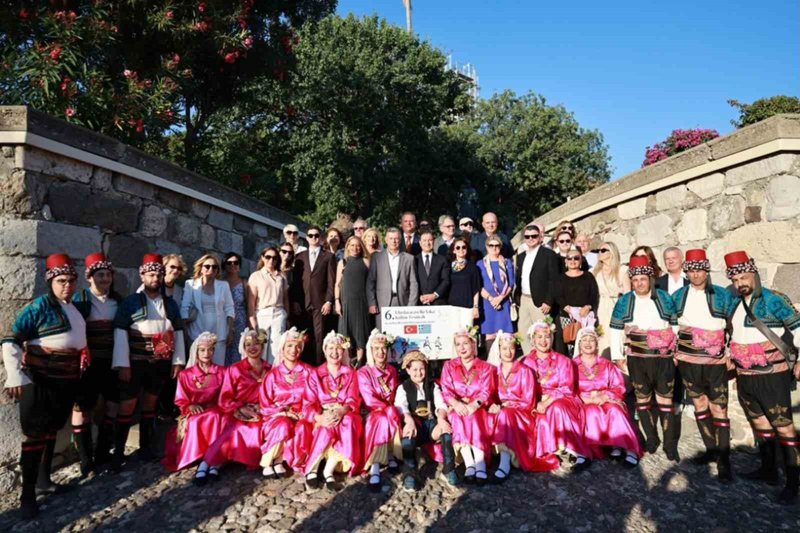 Muğla Büyükşehir Belediye Başkanı Ahmet Aras, Menteşe Belediye Başkanı Gonca