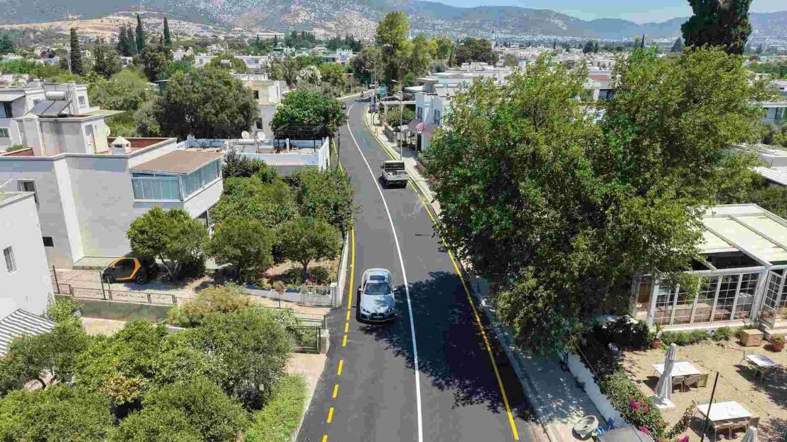 Bodrum Belediyesi Fen İşleri Müdürlüğü ekipleri, kent genelinde altyapısı tamamlanan