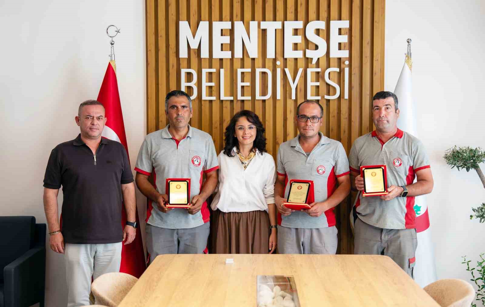 Menteşe Belediye Başkanı Gonca Köksal Aras, görev yaptıkları bölgede buldukları