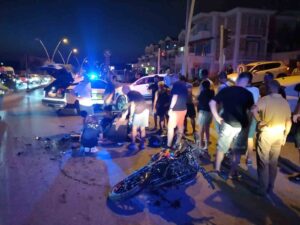 Muğla’nın Datça ilçesinde otomobil ile motosikletin çarpışması sonucu meydana gelen