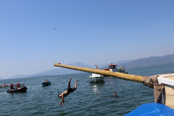 Muğla’nın Köyceğiz ilçesinde 1 Temmuz Denizcilik ve Kabotaj Bayramı kutlama