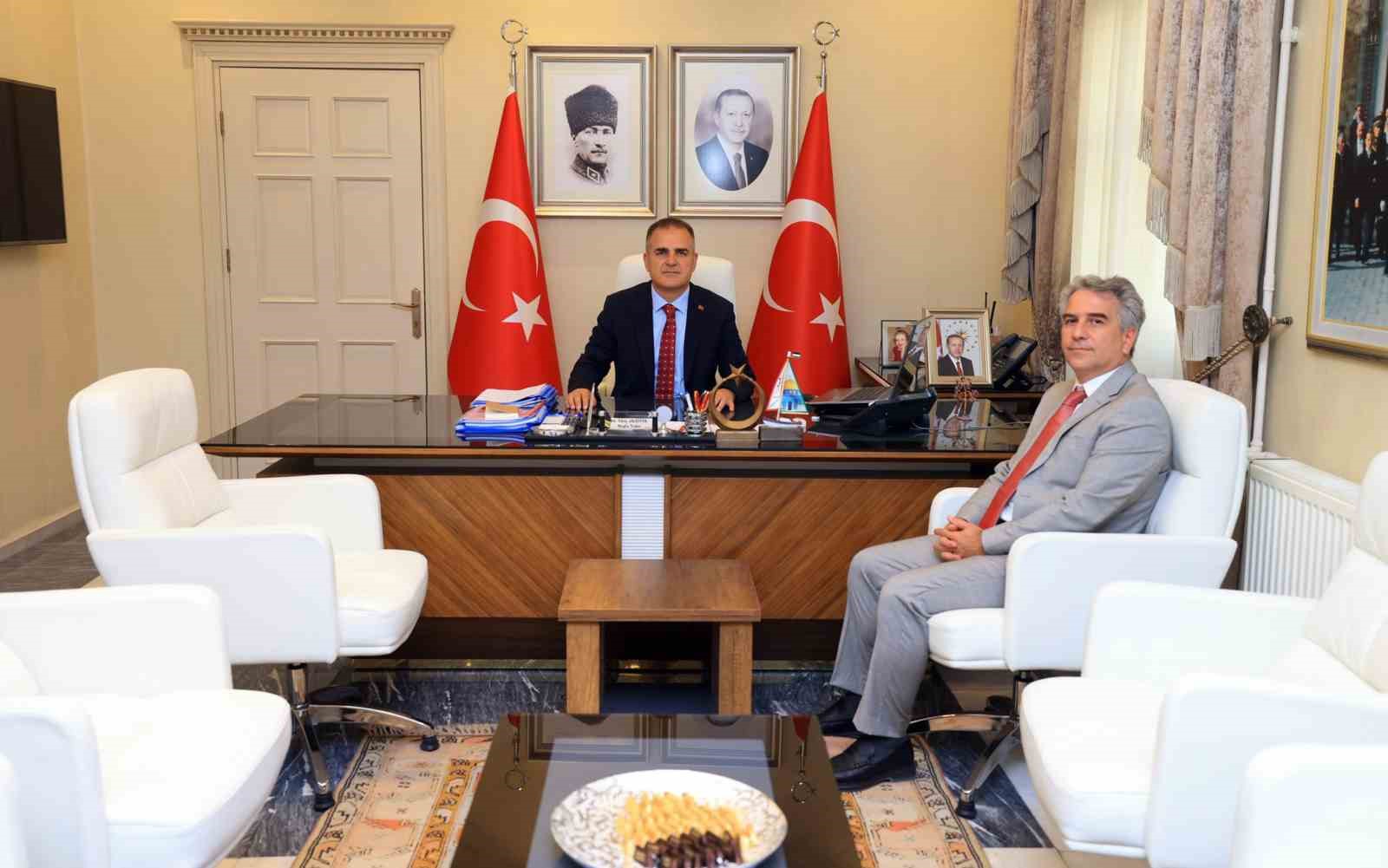 Cumhurbaşkanlığı kararnamesi ile Milas ve Menteşe Kaymakamlıklarına atanan Vural Karagöl