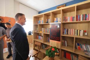 Muğla Valisi Dr. İdris Akbıyık, İl Millî Eğitim Müdürü Emre