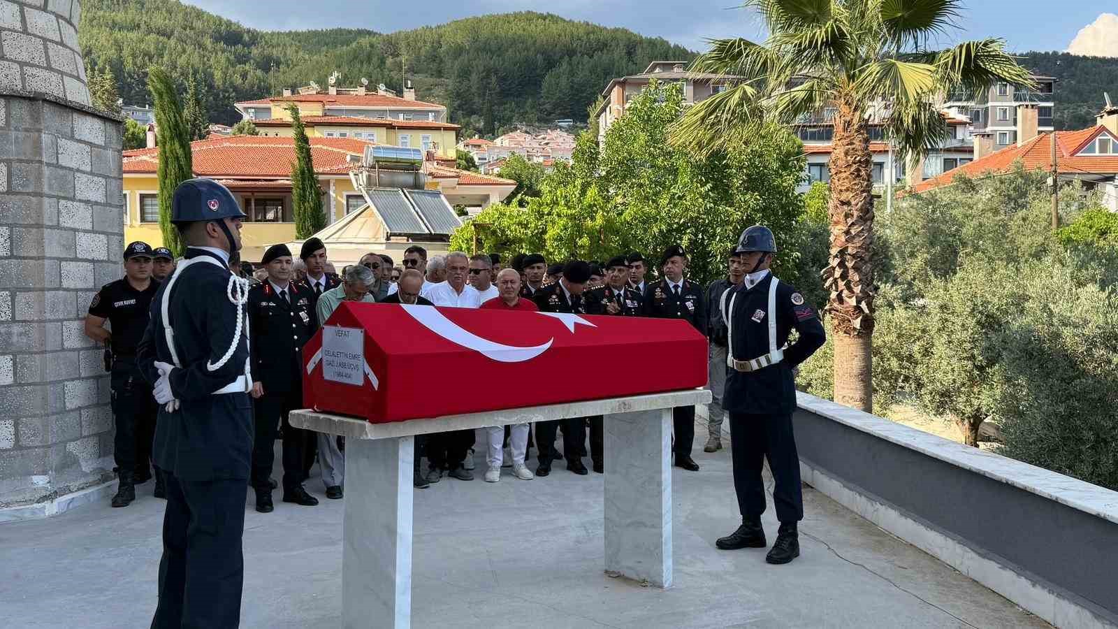 Muğla’nın Menteşe ilçesinde hayatını kaybeden 61 yaşındaki emekli astsubay gazisi