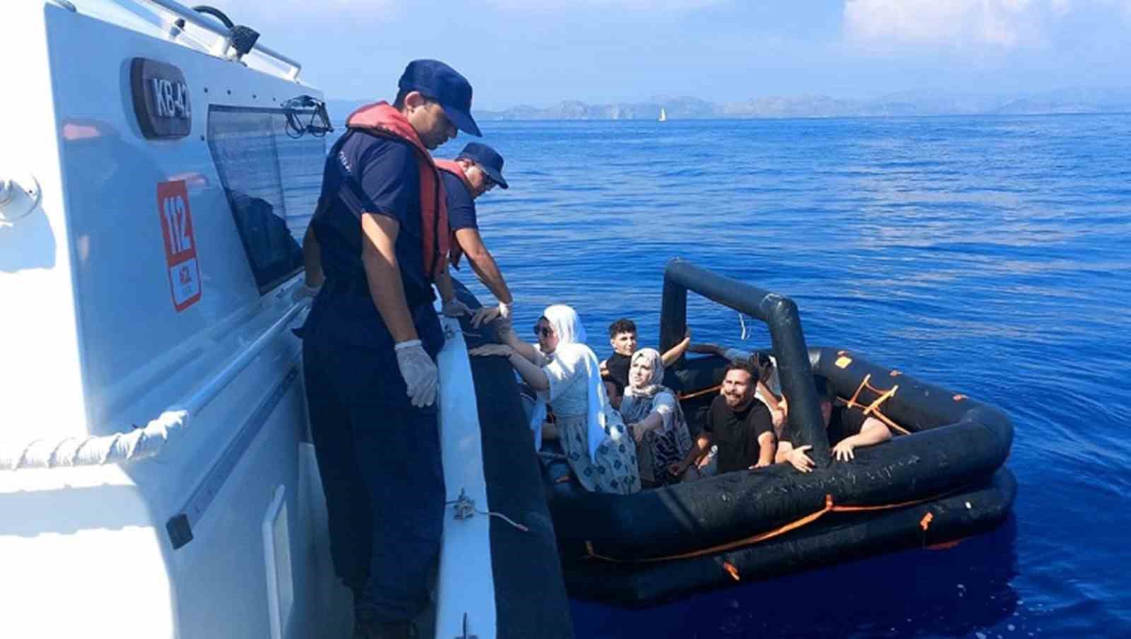 Muğla’nın Marmaris ilçesi açıklarında Yunanistan sahil güvenlik ekipleri tarafından can