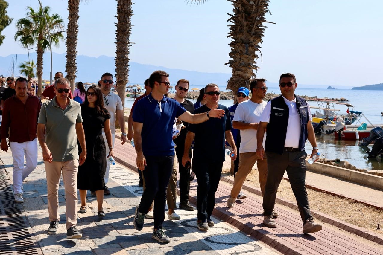 Bodrum Belediye Başkanı Tamer Mandalinci, mahallelerin ihtiyaçlarını yerinde tespit etmek