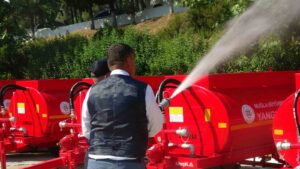 Muğla Büyükşehir Belediyesi, kırsal mahallelerde meydana gelebilecek yangınlarla hızlı ve