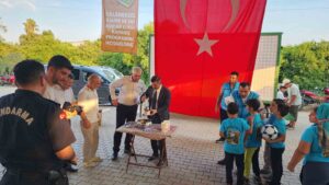 Muğla’nın Köyceğiz ilçesine bağlı Döğüşbelen Mahallesi’nde, aşure ikramı ve Yaz