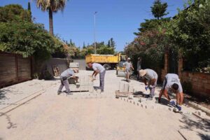 Marmaris Belediyesi, Aktaş ve Bağlıiçi mevkilerinde beton parke, kaldırım, yağmur