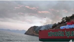 Muğla’nın Marmaris ilçesinde dün akşam saatlerinde başlayan orman yangınını kontrol