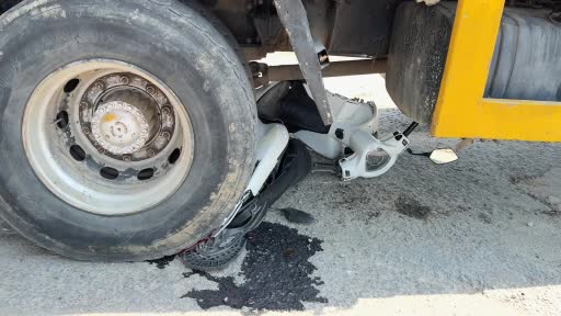 Muğla’nın Menteşe ilçesinde motosiklet ile vincin çarpıştığı kazada faciadan dönüldü.