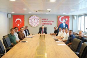 Milli Eğitim Müdürü Emre Çay, il milli eğitim müdürlüğü birim