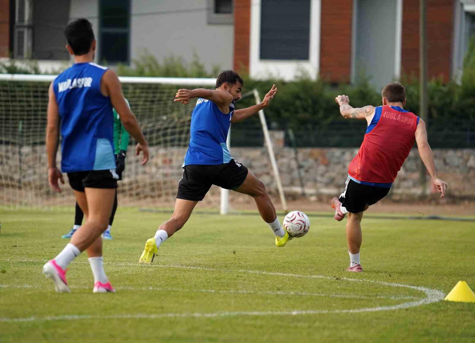 TFF 1. Lig’in 2. haftasında Bandırmaspor’u konuk edecek Muğlaspor, karşılaşmanın