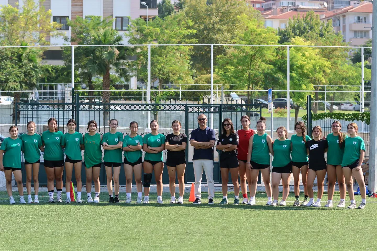 Yeni sezona iddialı bir giriş yapmayı hedefleyen Muğlaspor Kadın Voleybol