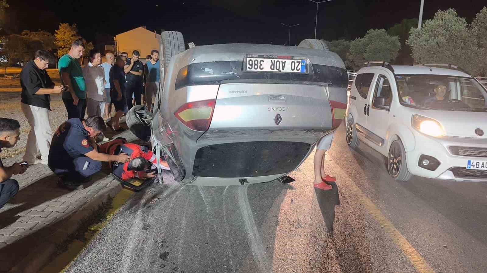 Muğla’nın Menteşe ilçesinde meydana gelen tek taraflı kazada, ters şeride