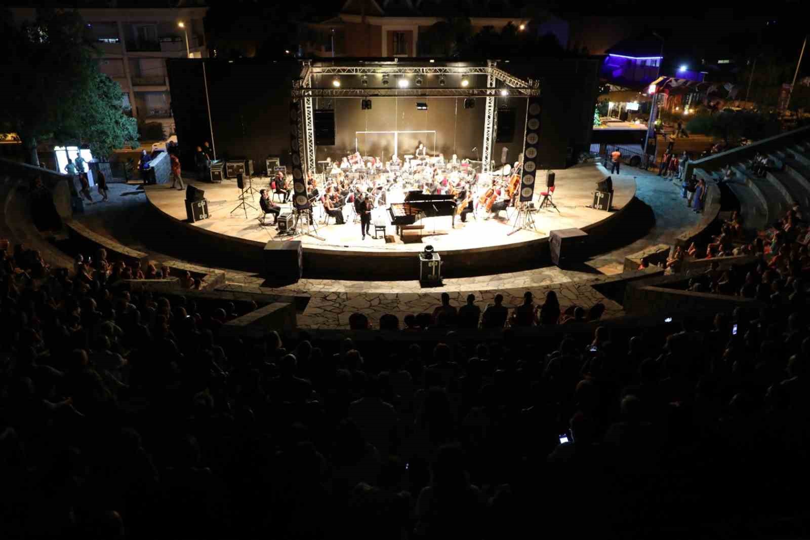 Muğla Büyükşehir Belediyesi, 20. yüzyılın en önemli piyanistlerinden, dünyaca ünlü