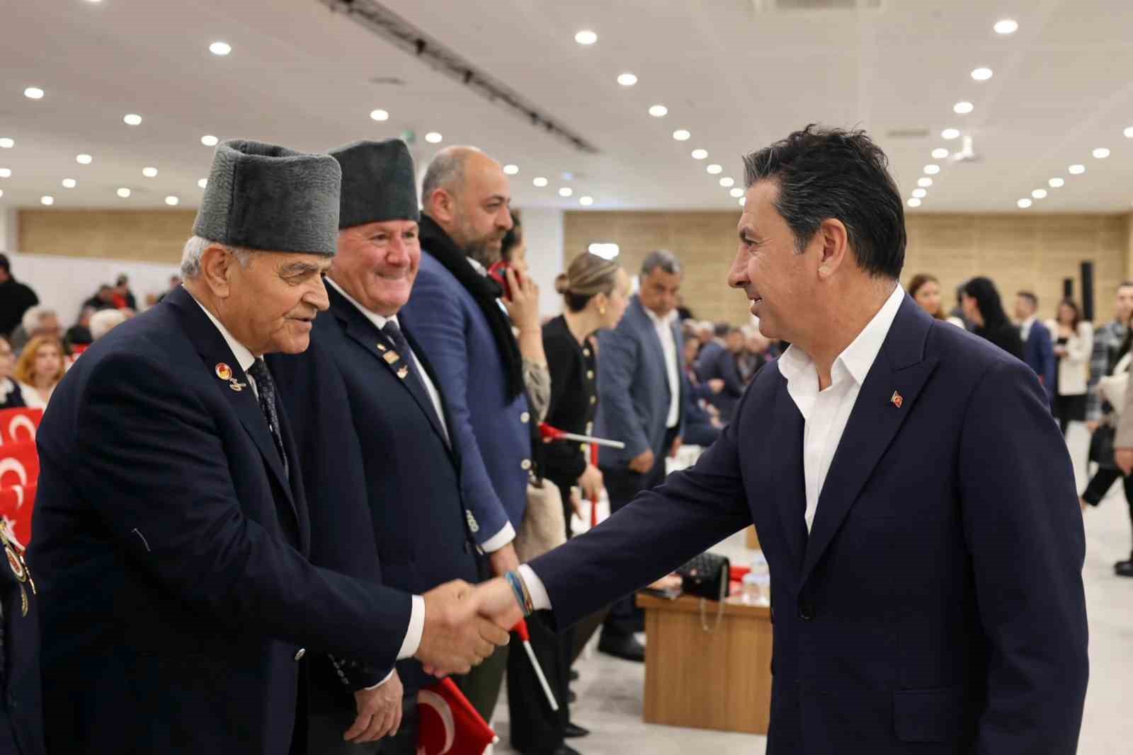 Muğla Büyükşehir Belediye Başkanı Ahmet Aras, 19 Eylül Gaziler Günü