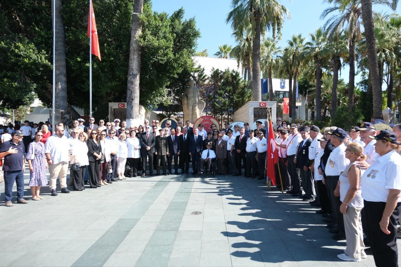 Muğla’nın Bodrum ilçesinde 19 Eylül Gaziler Günü dolayısıyla gaziler, gazi