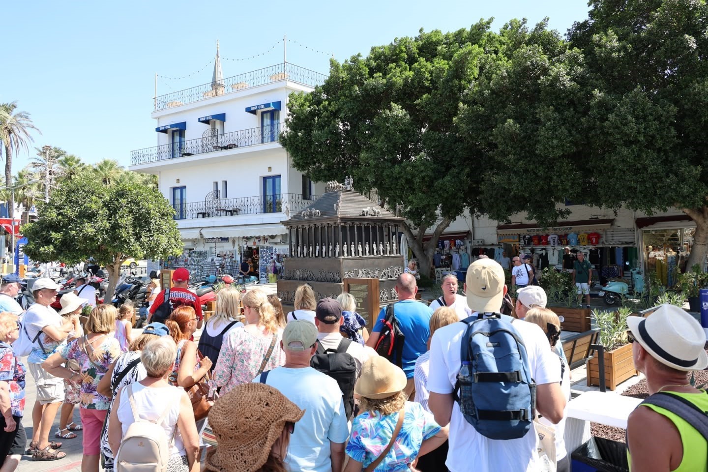 Bodrum Belediyesi, antik çağdan bugüne Halikarnassos Antik Kenti’nin de izlerini